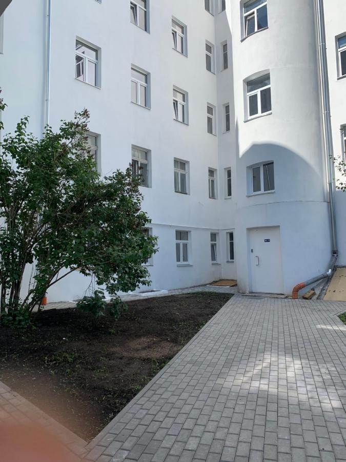 Brand New Well Planned Small Apartment リガ エクステリア 写真